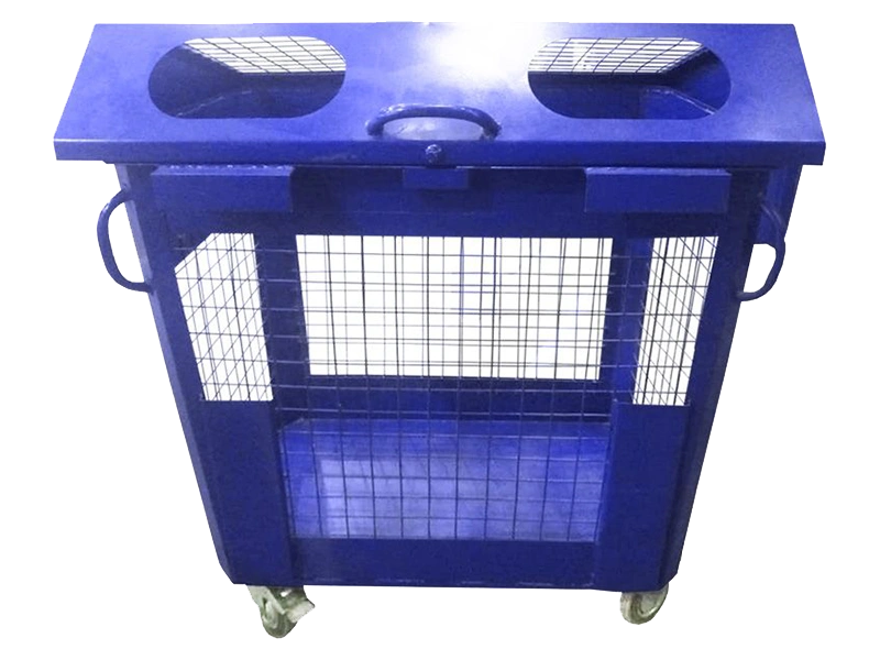 Экология и мусорный контейнер для сбора пластика