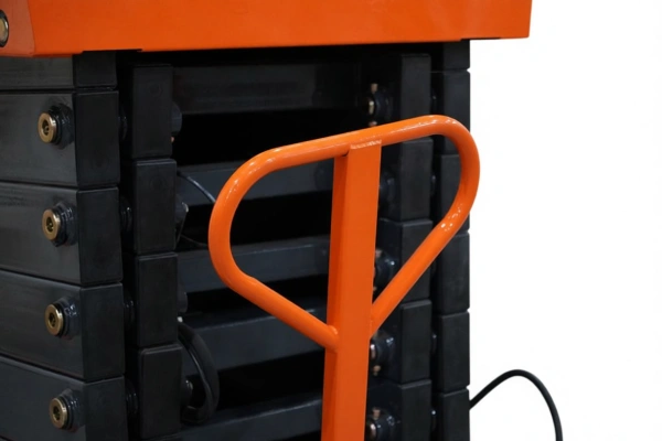 Подъемник ножничный передвижной 500 кг 9/11 м TOR SJY-0,5-9 AC 380В сетевой (G)