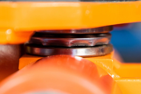 Роликовая платформа подкатная TOR SF4 г/п 6 т (с ручкой)